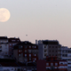 Una de las superlunas de 2019, fotografiada desde Portugal.
